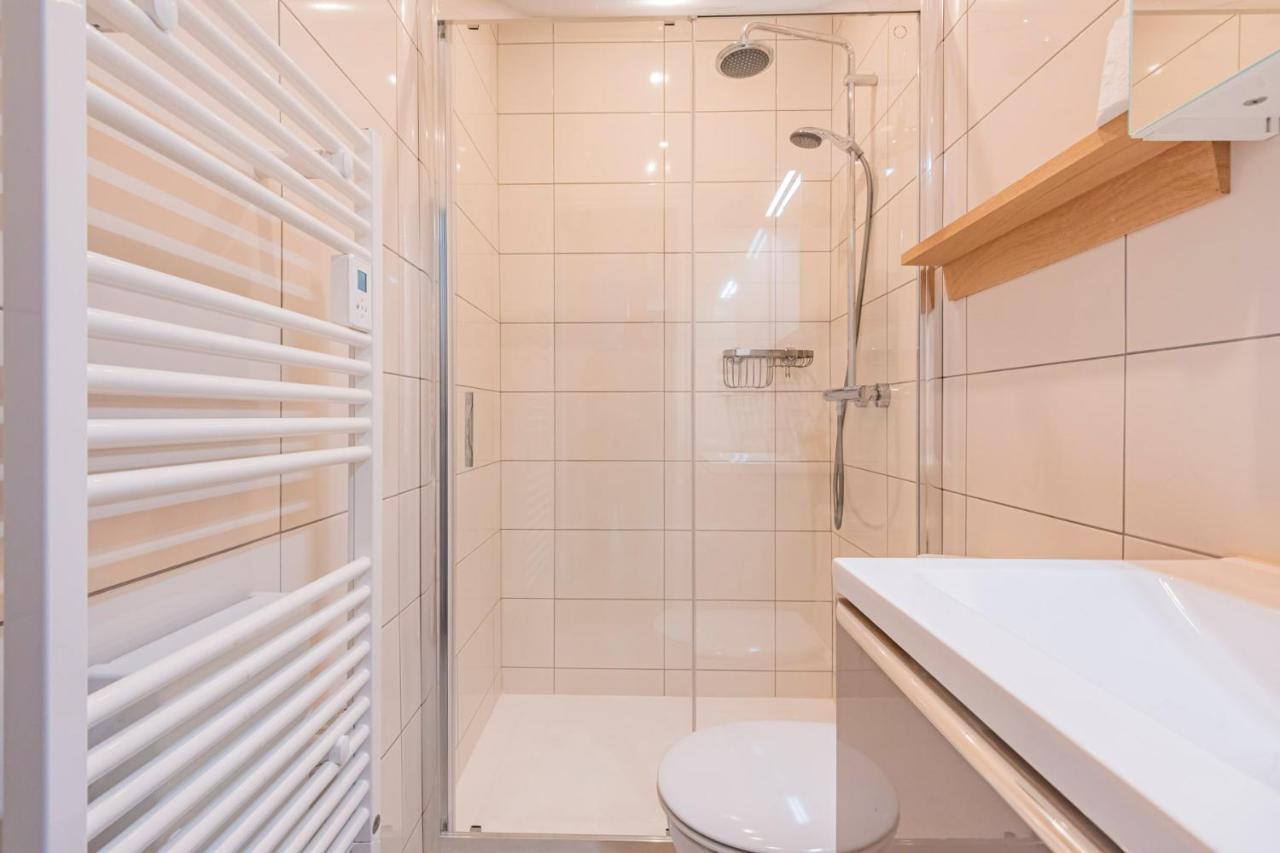 Three-Bedroom Villa,1229793766:JPEG